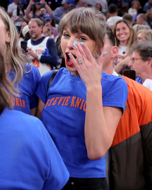 Stevie Knicks Official Taylor Shirt For Play OffsUnisex classic tee